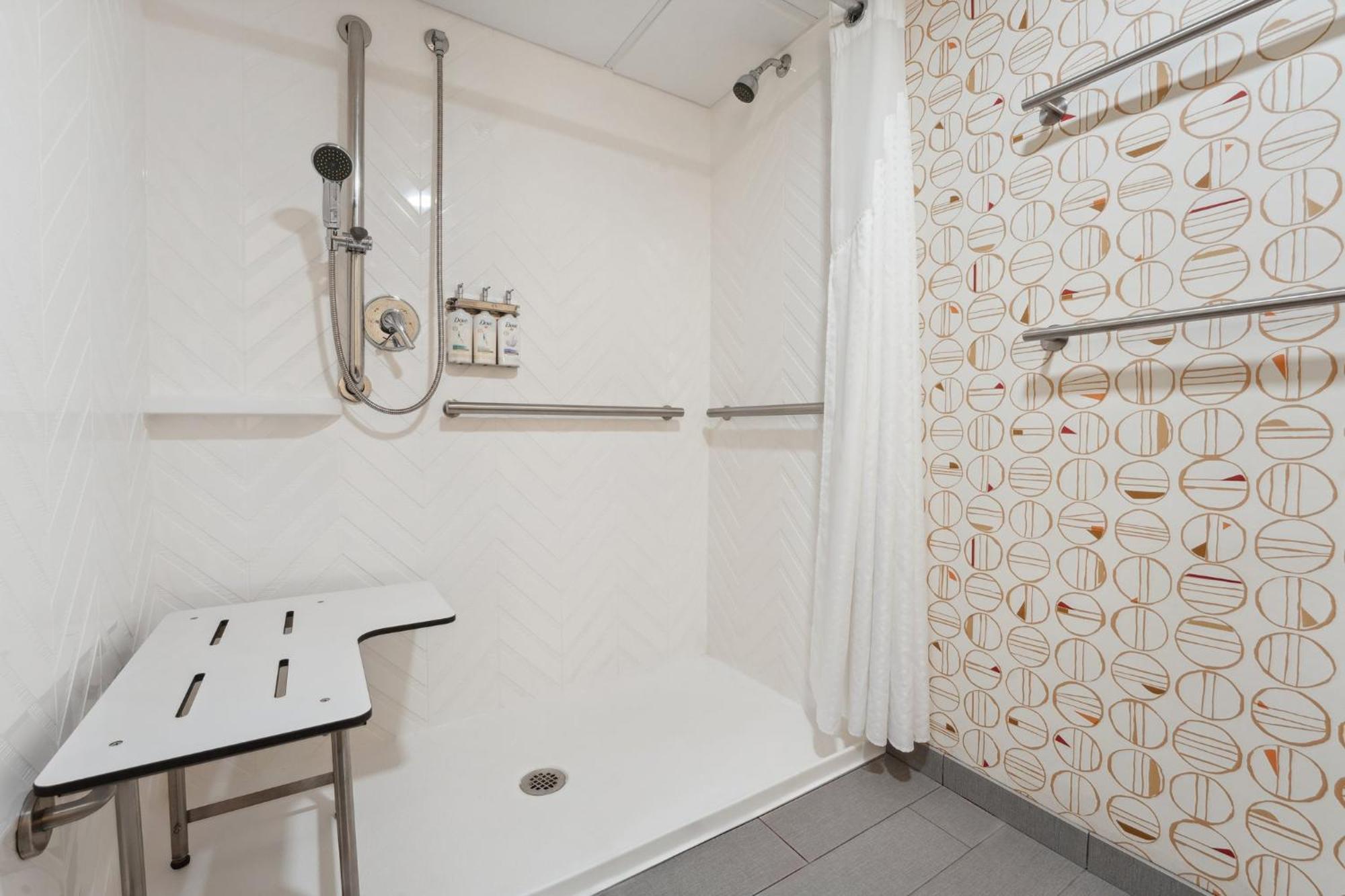 Holiday Inn Portsmouth By Ihg Extérieur photo