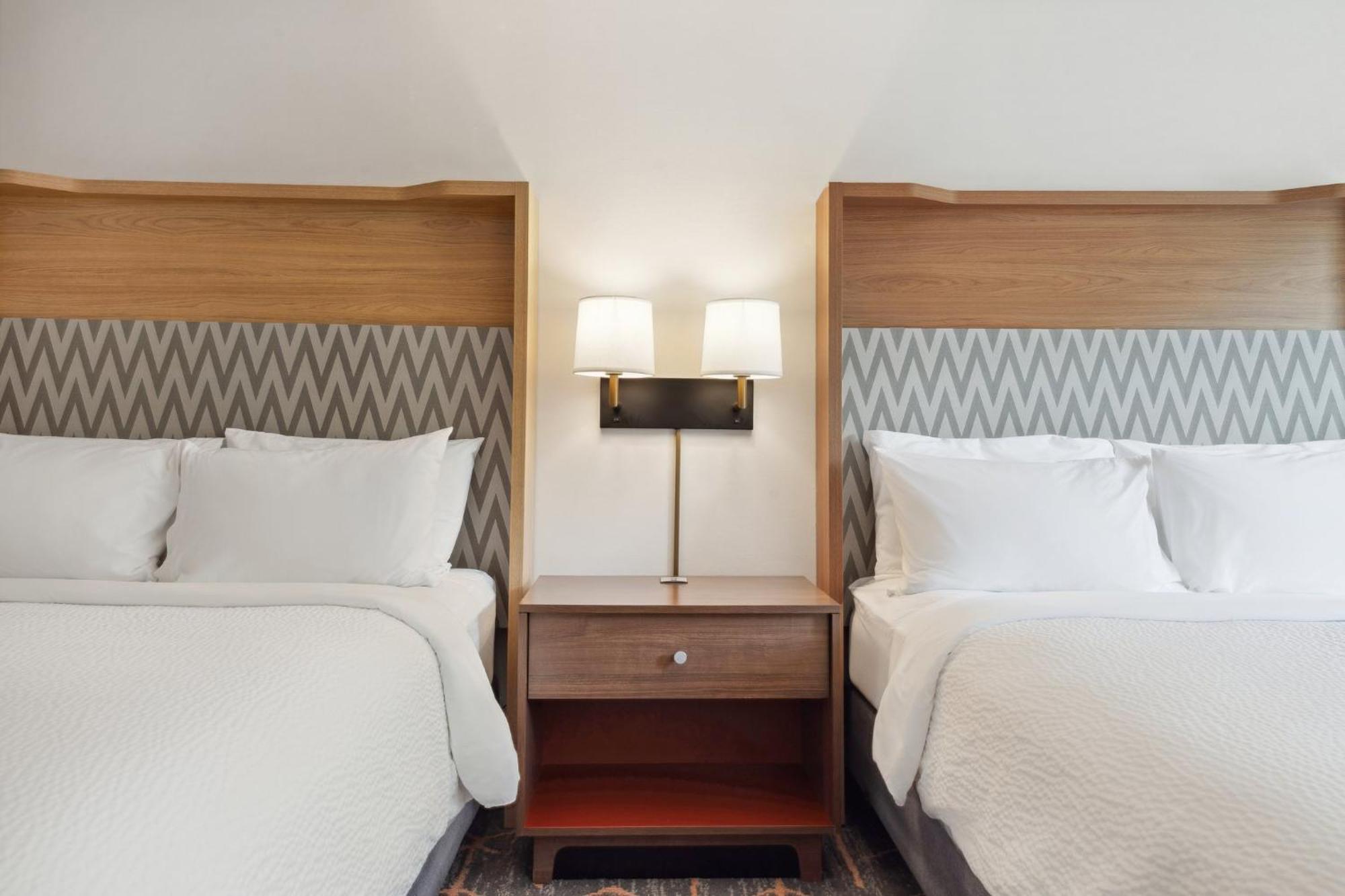 Holiday Inn Portsmouth By Ihg Extérieur photo